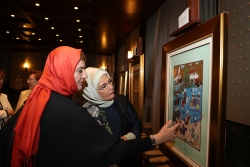 Emine Erdoğan'a Atların Savaşa Hazırlığını Anlatırken
